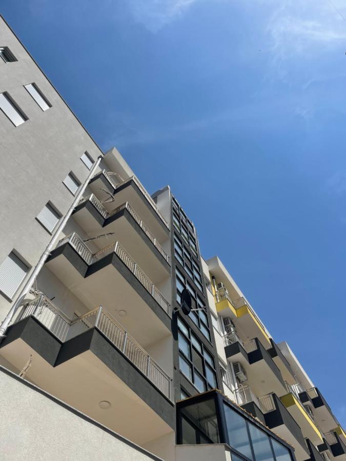 Twentysix Apartment Shkodra Exterior foto